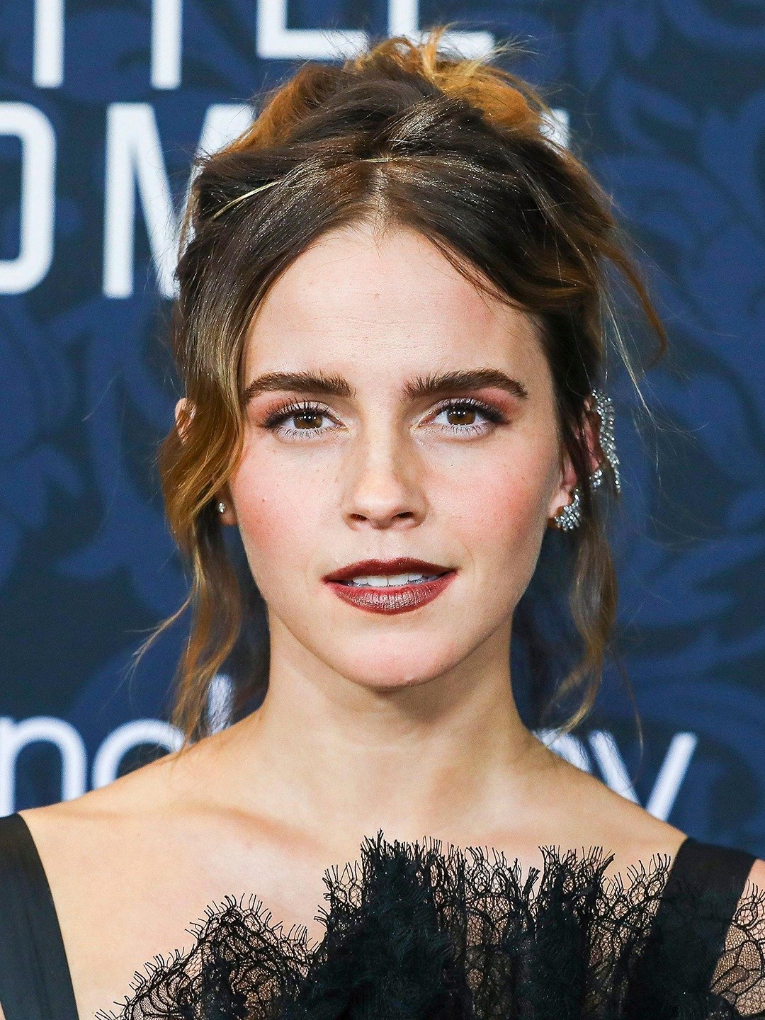 IJ4C5cyA Emma Watson is simply stunning 03.jpg